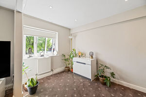 Dining Room- click for photo gallery